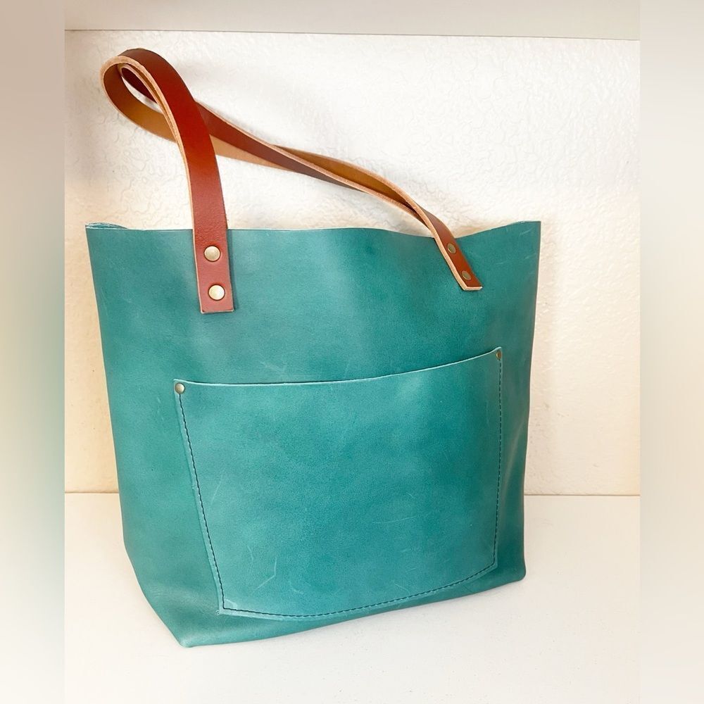 Portland Leather medium tote bag in Caribbean limited edition. - Picture 8 of 15